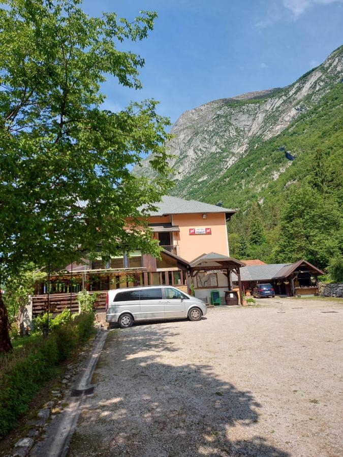 ホテル Gostisce Andrejc Soča エクステリア 写真